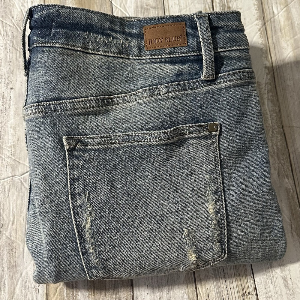 Judy Blue Size 14W Destroyed‎ Straight Fit Jeans STYLE# JB88446
